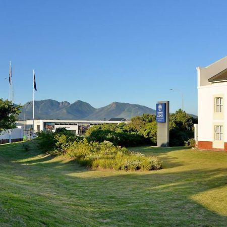 Town Lodge George Luaran gambar