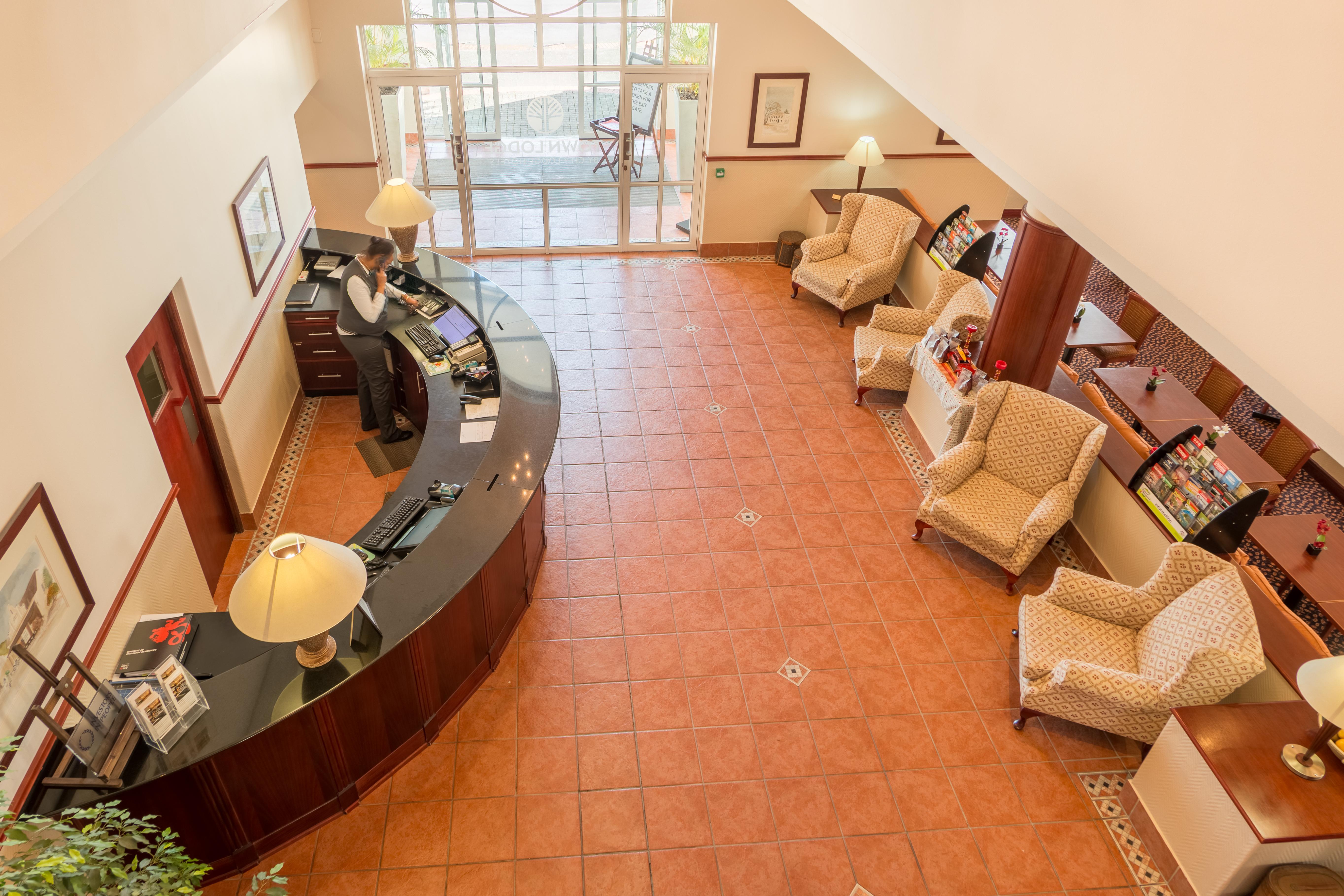 Town Lodge George Luaran gambar
