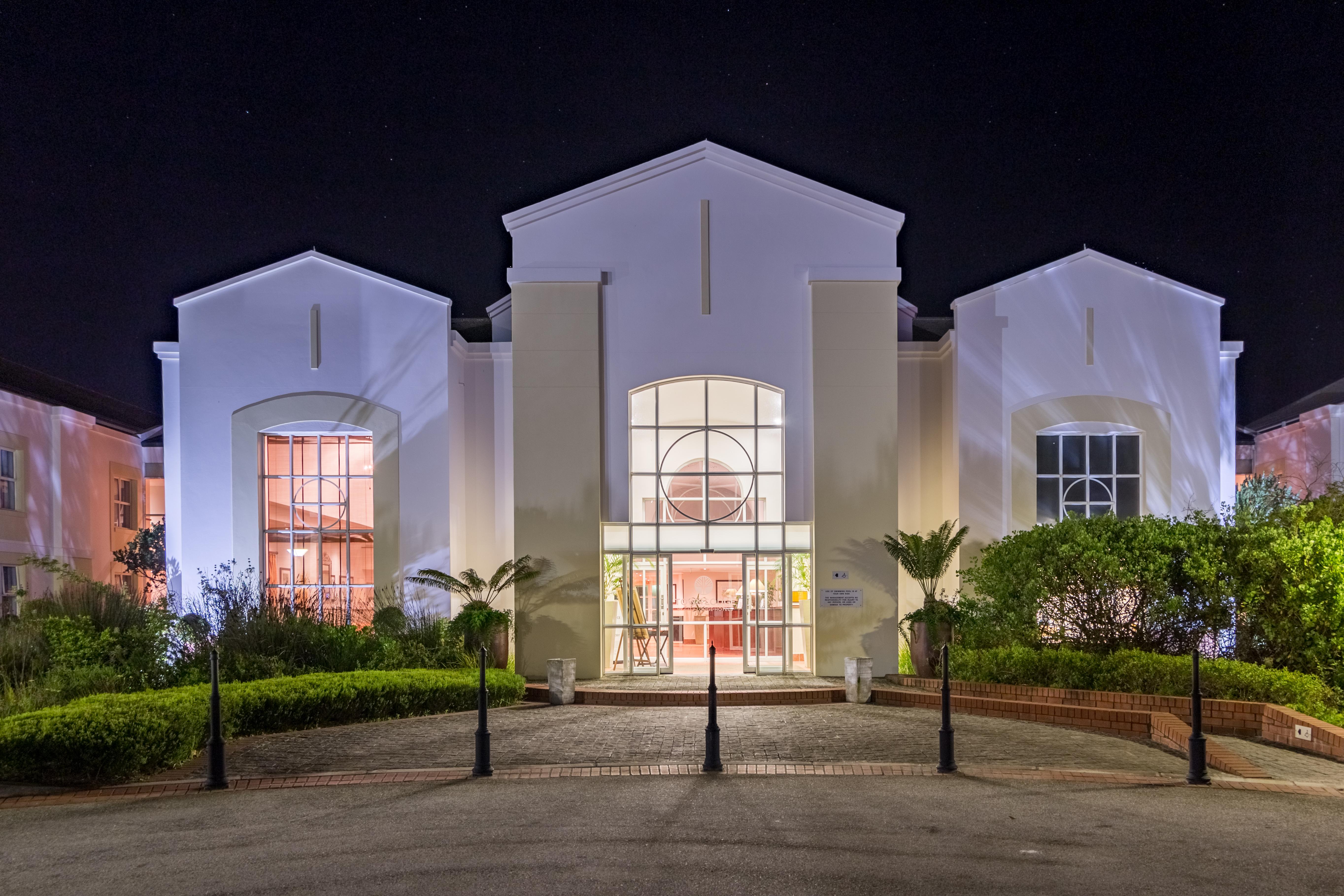 Town Lodge George Luaran gambar