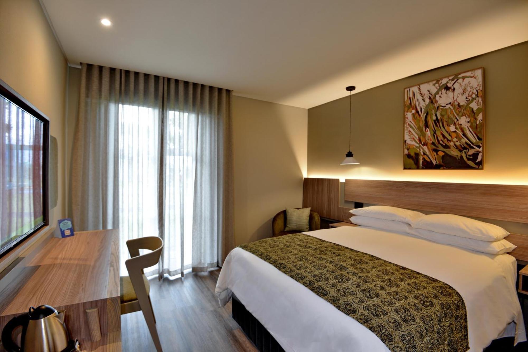 Town Lodge George Luaran gambar